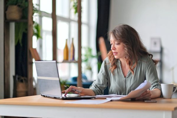 Acheter une voiture sur le compte de l'entreprise : Comment s'y prendre ?