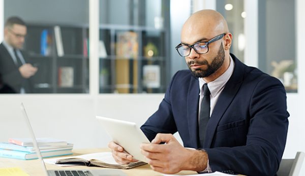 CESU pour professionnels libéraux : fonctionnement, avantages